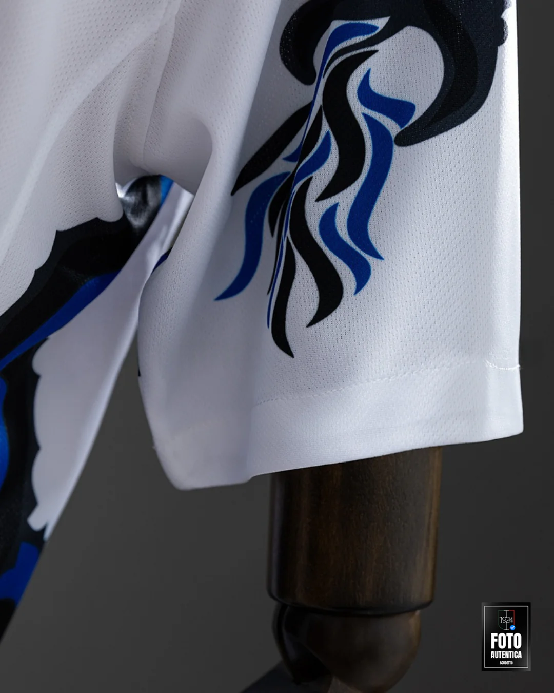 Maglia Retro Away 10/11 - Image 9