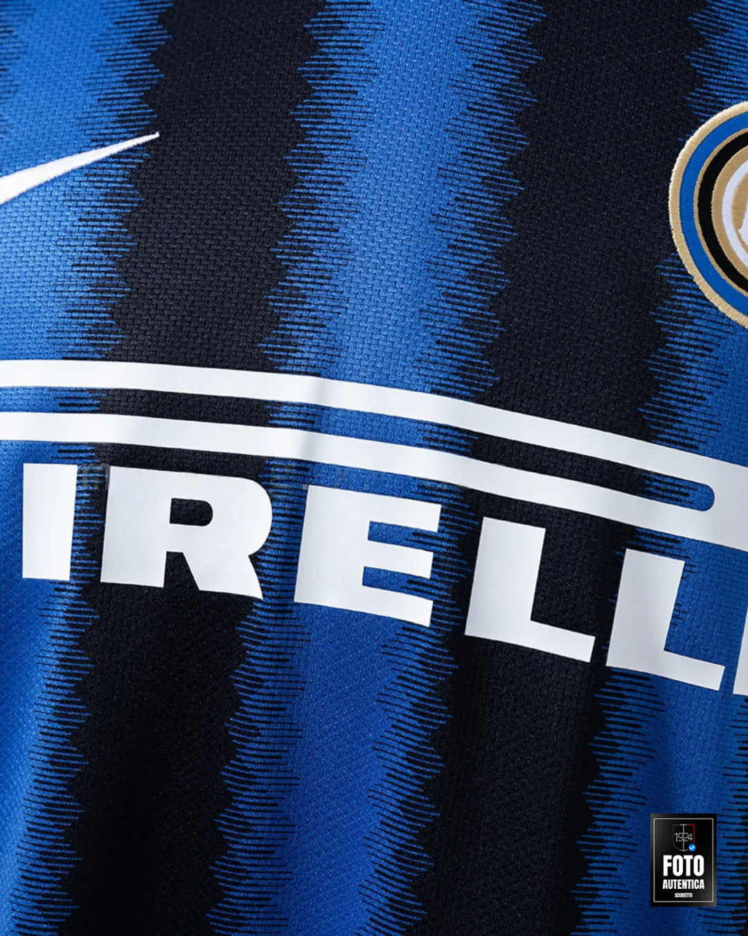 Maglia Retro Home 10/11 - Image 3